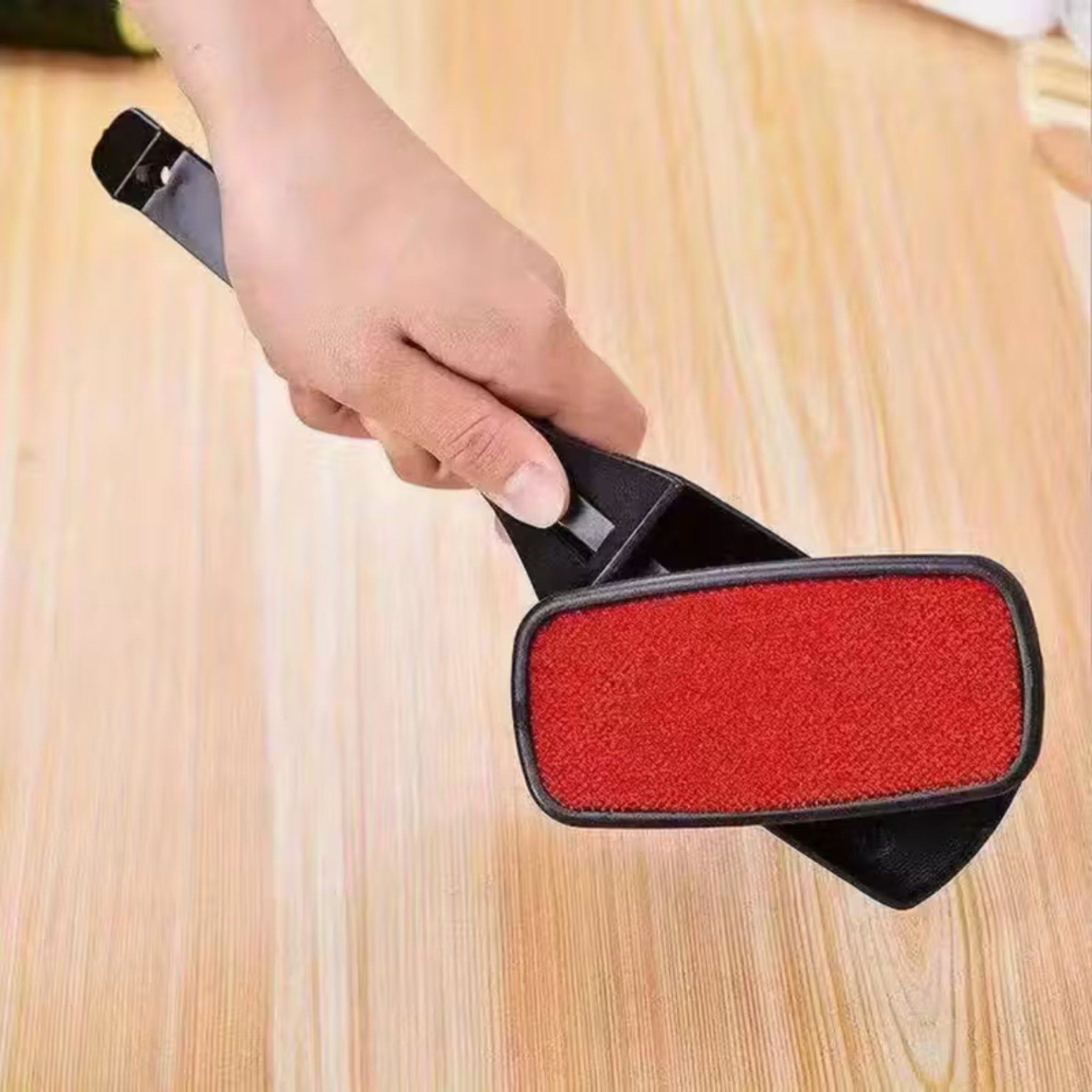 Brosse statique magique – Poiluxe