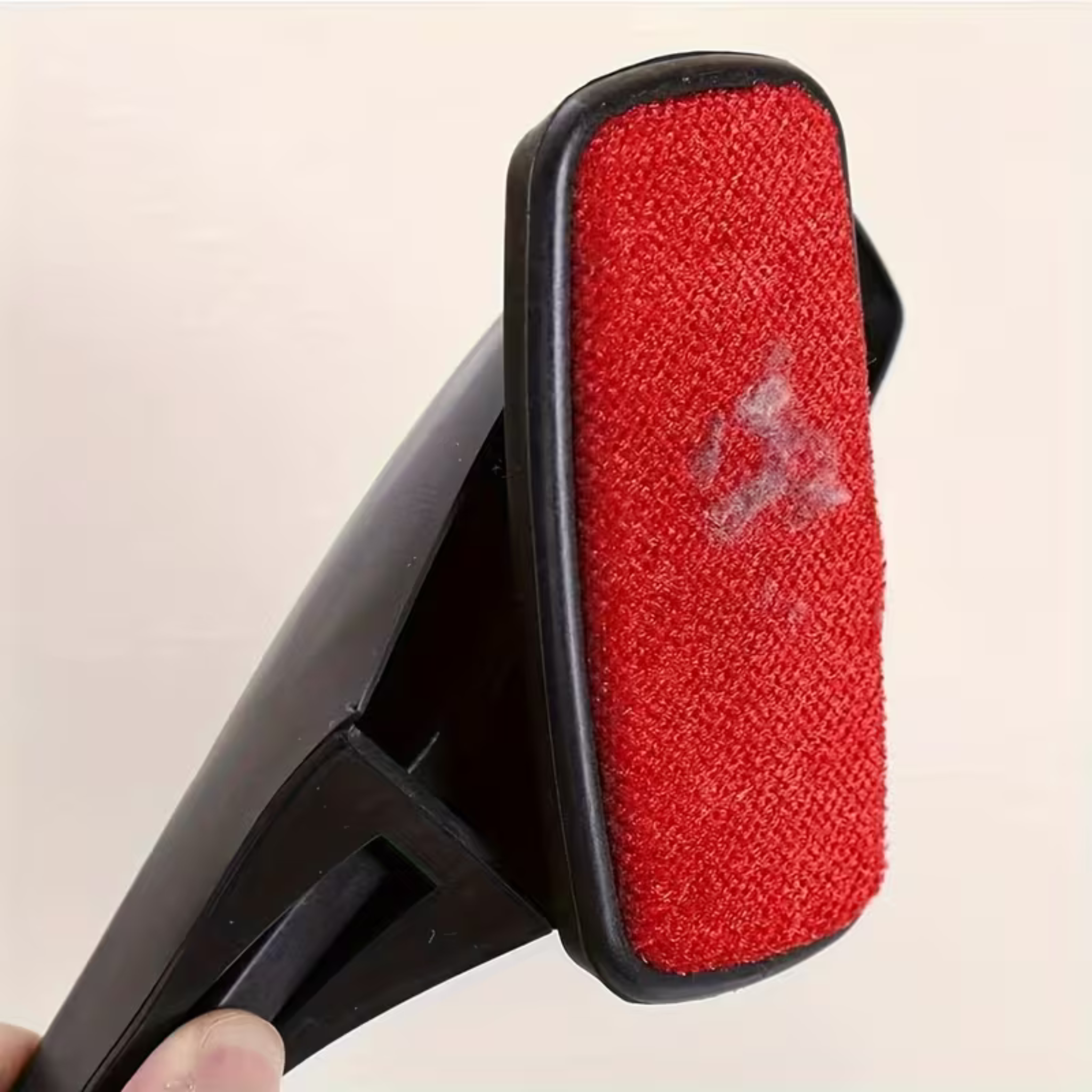 Brosse statique magique – Poiluxe
